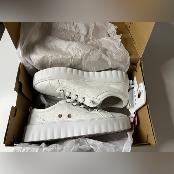 Roxy Womens Platform Sneaker - Picture 4 of 5